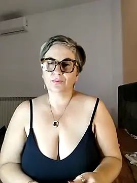 Snapshot of Pumabionda chatting on September 26, 2:43 pm Pumabionda online show from September 26, 2:43 pm