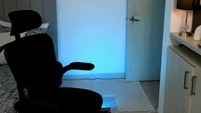 owen-pierces online show from June 22, 3:25 am