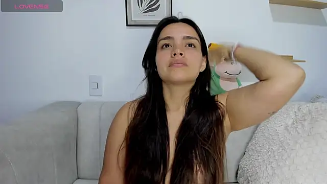 Snapshot of sarita_bigbooty_ chatting on September 16, 4:35 am sarita bigbooty online show from September 16, 4:35 am