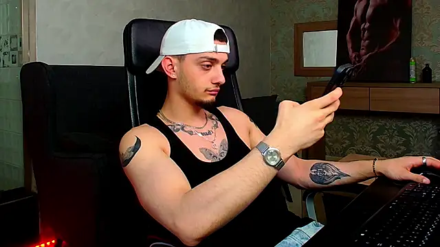 OscarGriffin online show from March 10, 12:26 pm