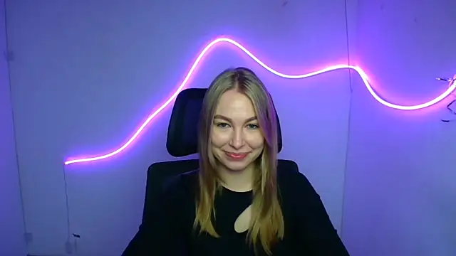 Snapshot of Dana_flowers chatting on September 29, 5:23 am Dana flowers online show from September 29, 5:23 am