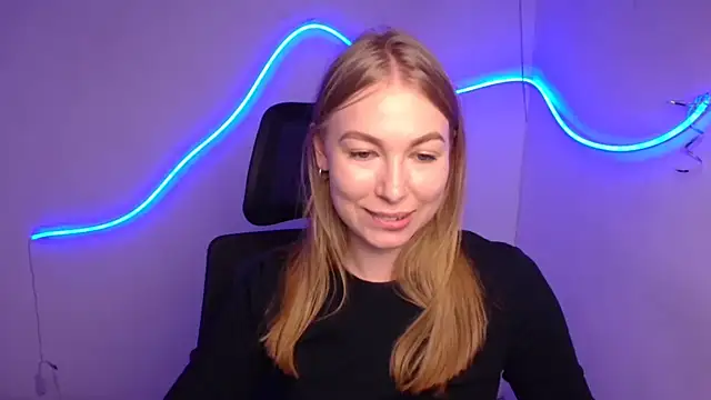 Snapshot of Dana_flowers chatting on October 9, 11:41 am Dana flowers online show from October 9, 11:41 am