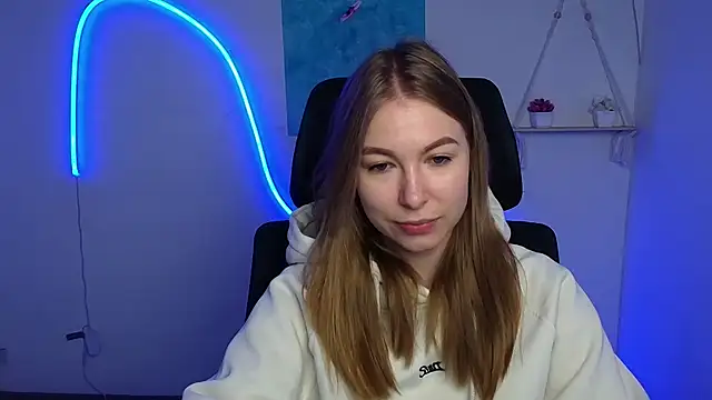 Snapshot of Dana_flowers chatting on October 24, 5:15 am Dana flowers online show from October 24, 5:15 am