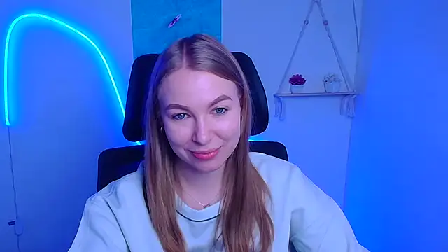 Snapshot of Dana_flowers chatting on December 2, 6:52 am Dana flowers online show from December 2, 6:52 am