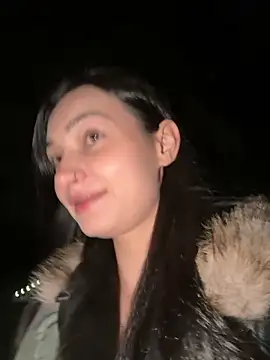 lunalovelee online show from October 21, 5:46 pm