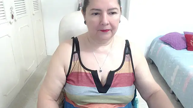 leonela 69 online show from April 15, 1:12 am