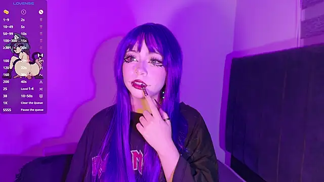 purplelilith3 online show from July 4, 7:47 am