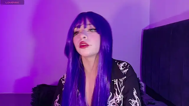 purplelilith3 online show from August 1, 4:06 pm