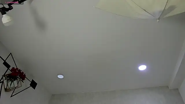 EmiliaRose  online show from September 25, 8:45 pm