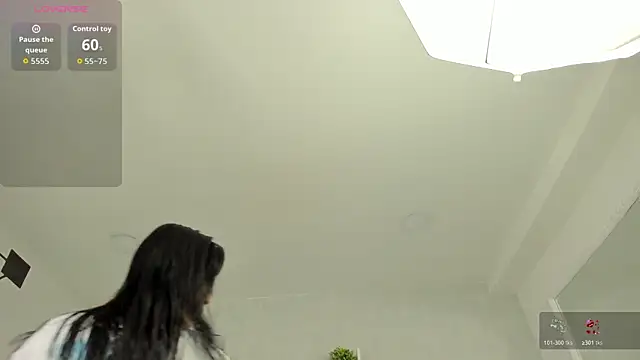 EmiliaRose  online show from October 28, 8:55 pm