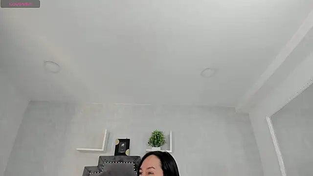 EmiliaRose  online show from November 18, 8:57 pm