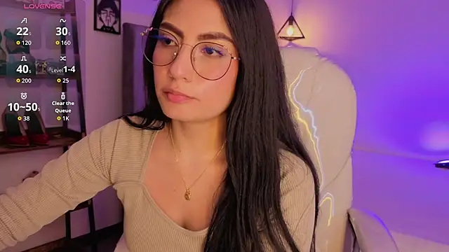 Miller Vanessa  online show from October 13, 8:20 pm