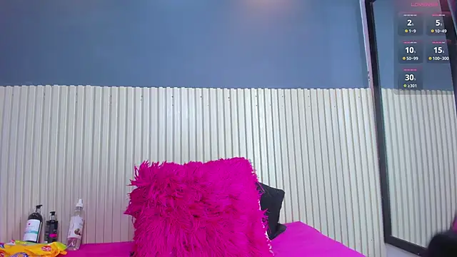 Snapshot of Aida-nicolle chatting on November 28, 10:18 am Aida-nicolle online show from November 28, 10:18 am