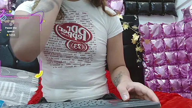 poisondost hot online show from November 18, 2:32 pm