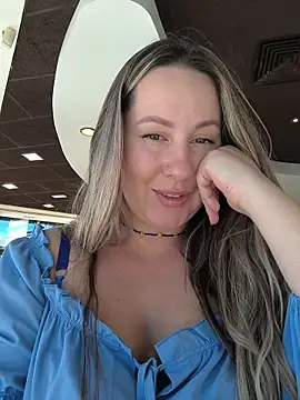 Mona Plus online show from January 11, 10:20 am