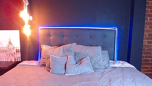 scarleth shadow online show from February 19, 2:01 am