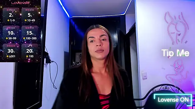 Snapshot of Dollcatalina chatting on October 18, 2:03 am Dollcatalina online show from October 18, 2:03 am