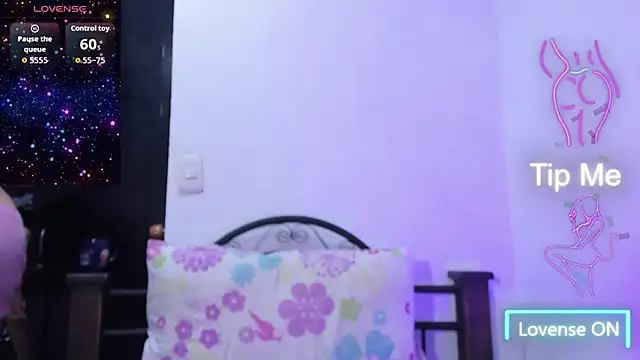 Snapshot of Dollcatalina chatting on October 28, 3:10 am Dollcatalina online show from October 28, 3:10 am