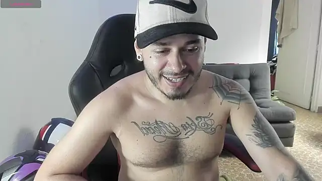 ragnar lothbrok777 online show from September 12, 8:42 pm