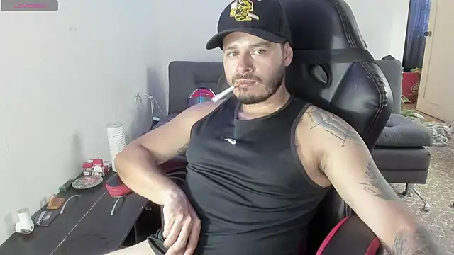 ragnar lothbrok777 online show from October 18, 8:31 pm