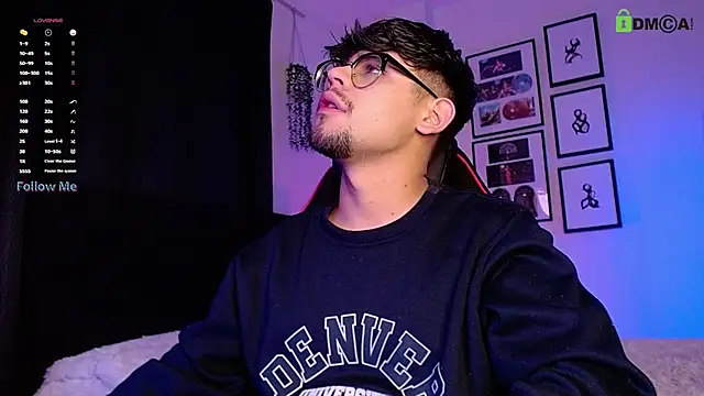 isaac-saenz online show from November 26, 11:39 pm