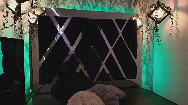 charlotte bluee online show from October 2, 6:59 pm