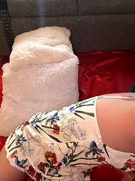 ZafiroKlein online show from September 27, 9:31 pm