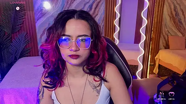 kristen tay online show from June 6, 2:38 am