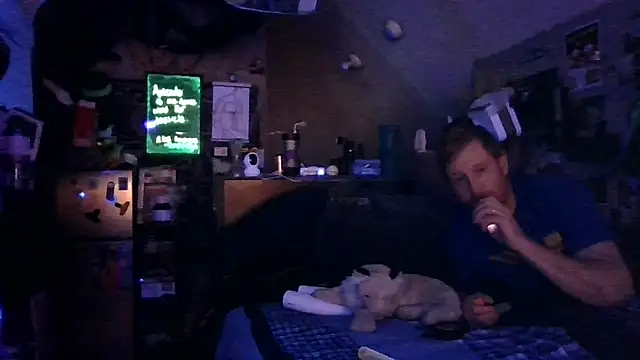 Snapshot of Sk00byJaXxX212 chatting on November 1, 3:52 am Sk00byJaXxX212 online show from November 1, 3:52 am