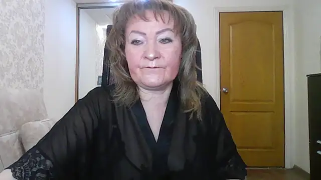 Snapshot of Victoria_secrets_ chatting on February 13, 4:00 am Victoria secrets online show from February 13, 4:00 am