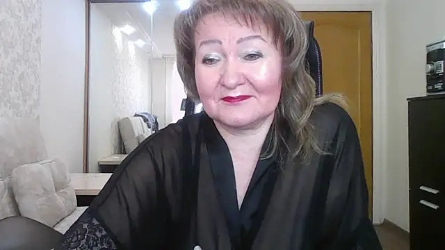 Snapshot of Victoria_secrets_ chatting on February 15, 8:54 am Victoria secrets online show from February 15, 8:54 am