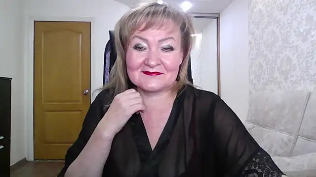 Snapshot of Victoria_secrets_ chatting on September 8, 2:38 pm Victoria secrets online show from September 8, 2:38 pm