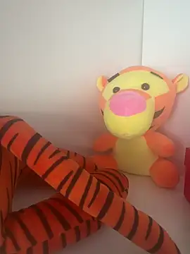 AlexFuck 79 online show from February 21, 9:02 am