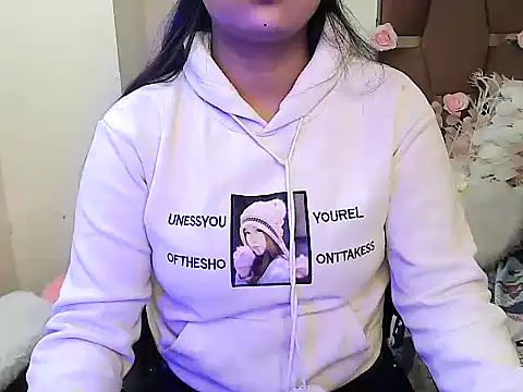 megancatluna online show from November 16, 5:35 am