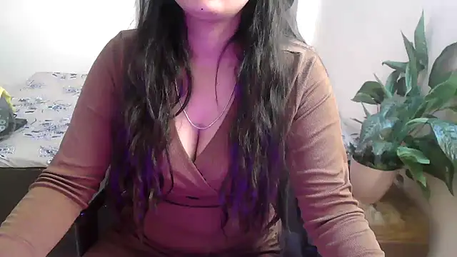 megancatluna online show from April 2, 11:19 am