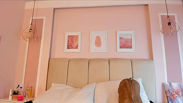 Snapshot of Annie_rhoades chatting on March 12, 1:17 pm Annie rhoades online show from March 12, 1:17 pm