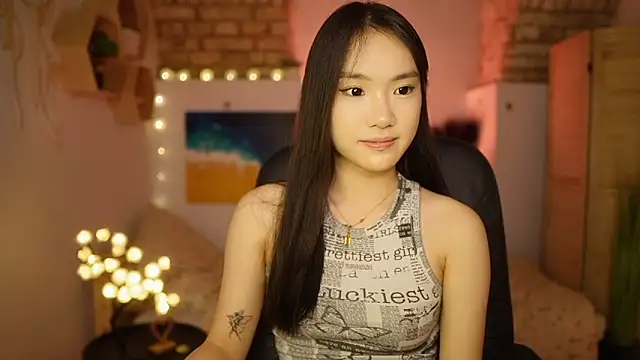 Allyah Sky online show from March 15, 10:44 pm