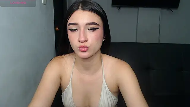 Snapshot of Anny_naf4 chatting on March 19, 4:03 am Anny naf4 online show from March 19, 4:03 am