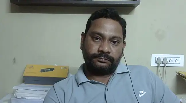 Snapshot of mohi77mohi chatting on February 23, 6:01 pm mohi77mohi online show from February 23, 6:01 pm