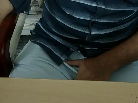 Snapshot of mohi77mohi chatting on February 1, 11:09 am mohi77mohi online show from February 1, 11:09 am