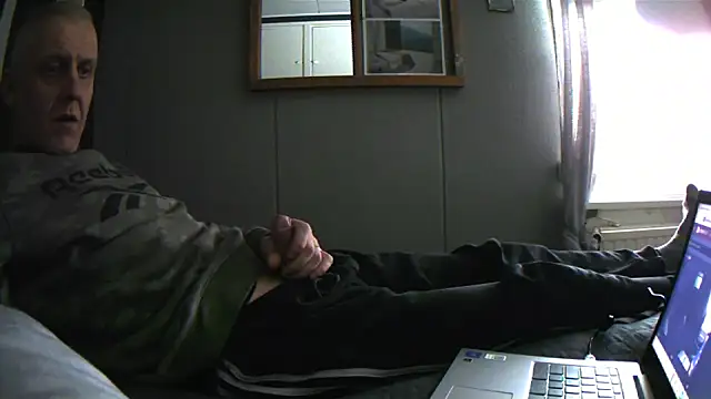 Teemu online show from March 19, 3:29 pm