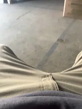 bigthuggin26 online show from February 10, 9:41 pm