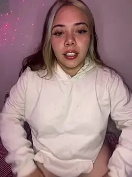 Snapshot of _ivyginger chatting on February 3, 4:54 am ivyginger online show from February 3, 4:54 am