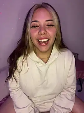 Snapshot of _ivyginger chatting on February 3, 6:22 am ivyginger online show from February 3, 6:22 am