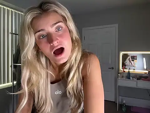 meggsworld online show from October 1, 11:27 am