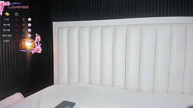 Snapshot of MiaMistrex chatting on September 24, 4:16 am MiaMistrex online show from September 24, 4:16 am