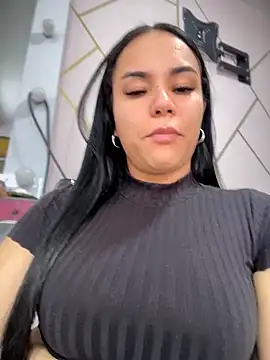 Naatalia online show from February 21, 5:03 pm