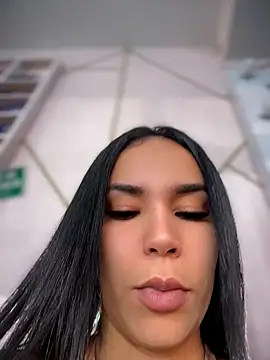 Naatalia online show from June 11, 6:06 pm