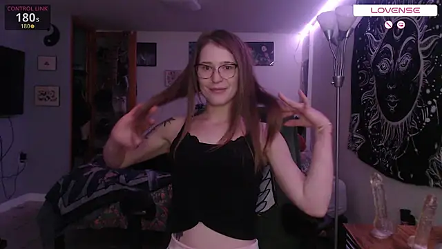 wetwildwhore online show from November 14, 9:13 pm