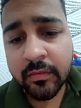 Snapshot of susthovai chatting on December 4, 11:46 pm susthovai online show from December 4, 11:46 pm